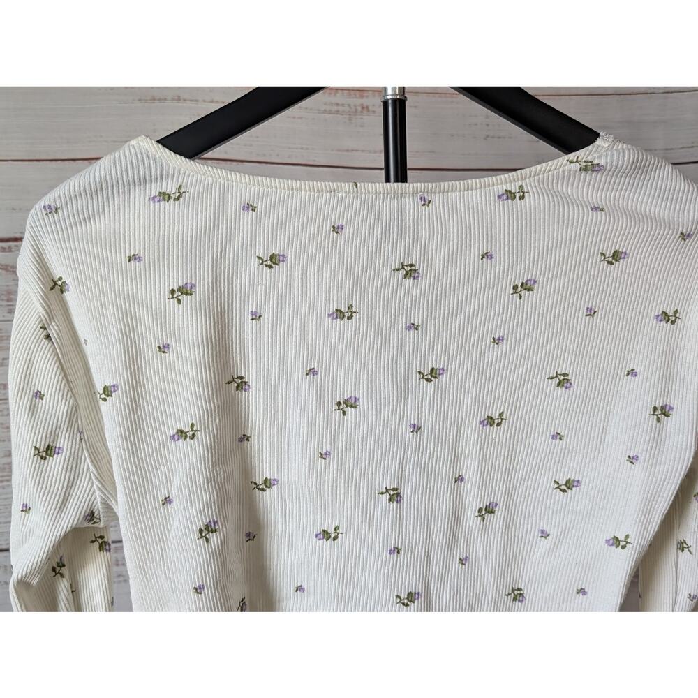 Forever 21 Ditsy Floral Crop Top White Lace Trim V-Neck Ribbed Y2K Cottagecore L - Picture 9 of 13